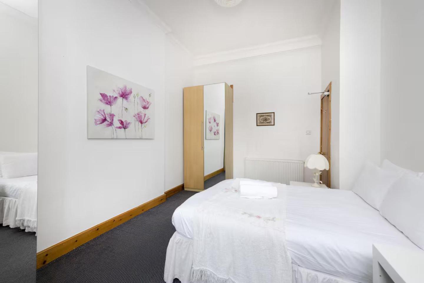Joivy 3 Bed Flat In Old Town, Close To Grassmarket Édimbourg